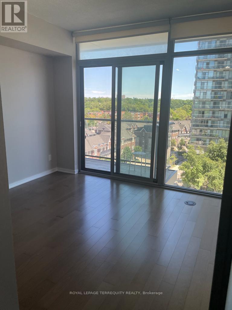 713 - 105 The Queensway, Toronto (High Park-Swansea), Ontario  M6S 5B5 - Photo 16 - W12212696