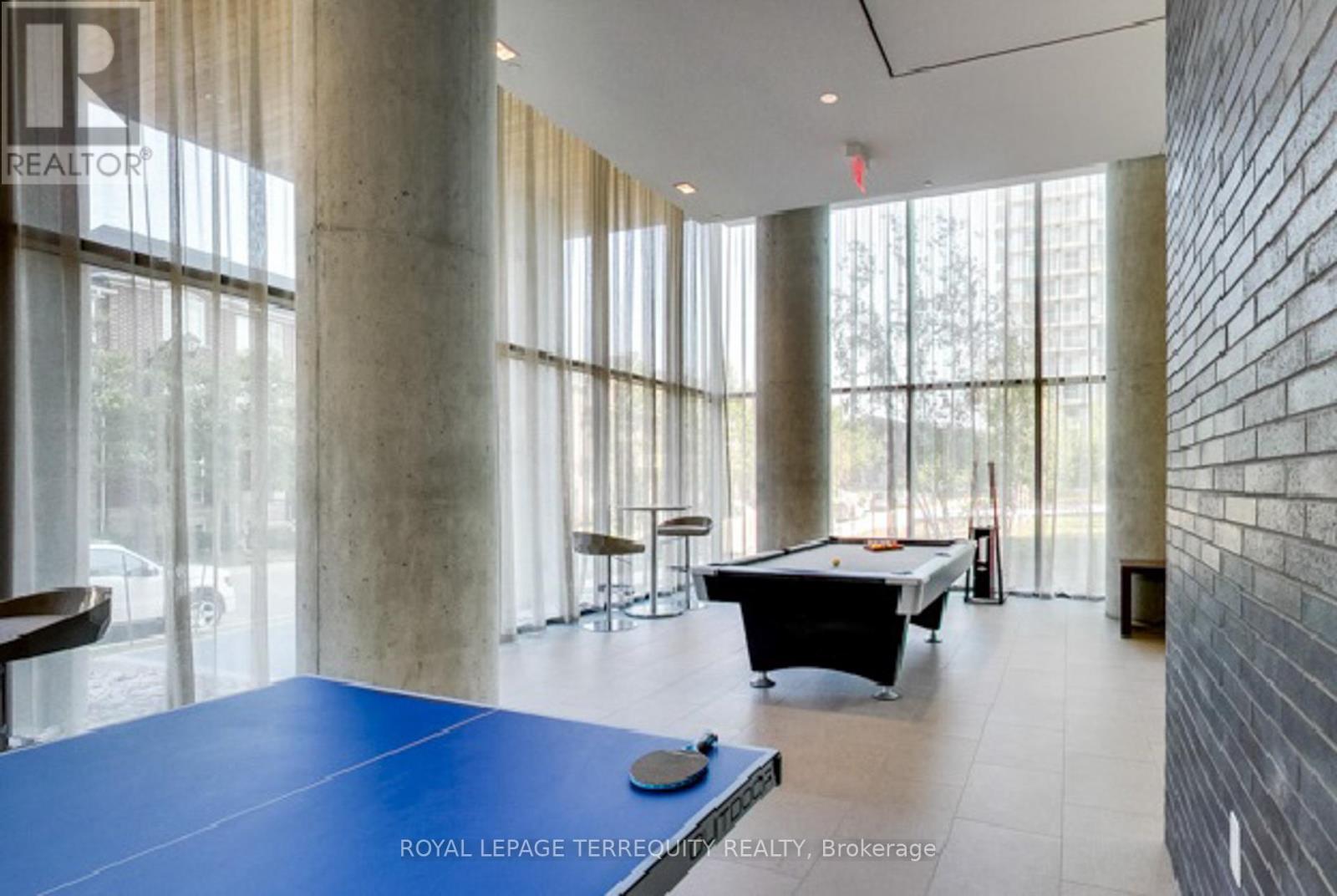 713 - 105 The Queensway, Toronto (High Park-Swansea), Ontario  M6S 5B5 - Photo 5 - W12212696