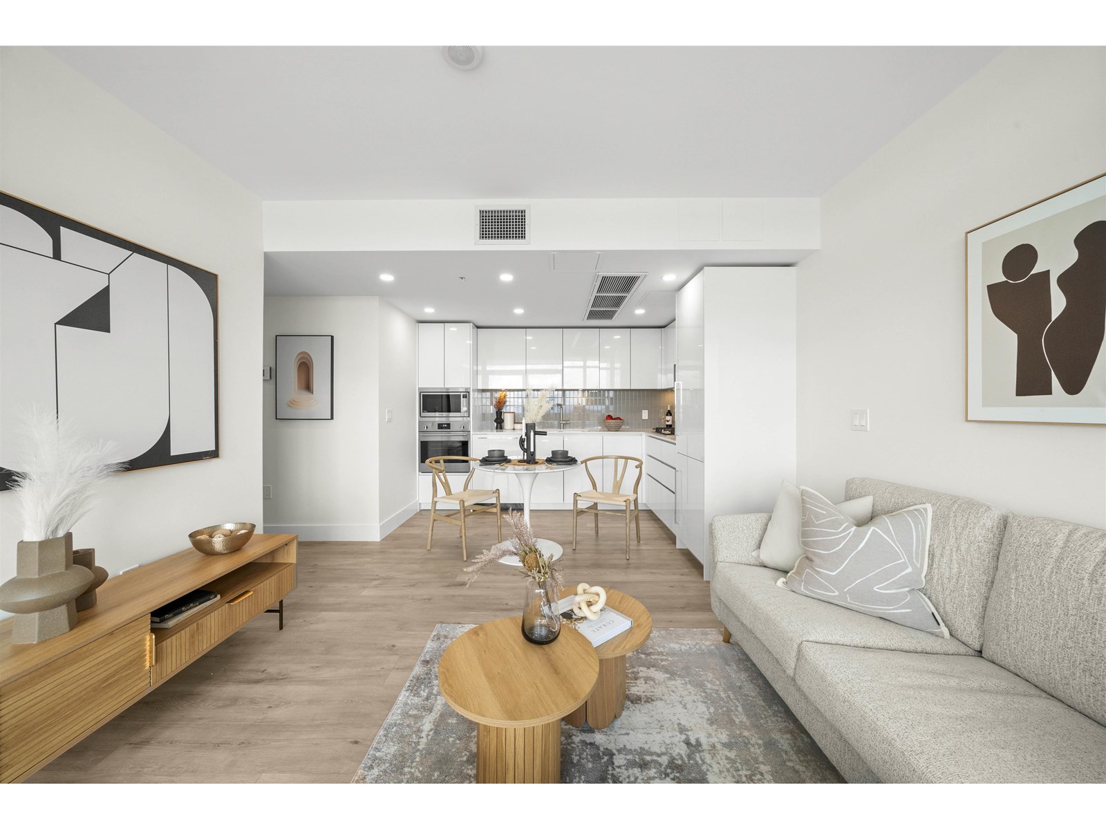 2401 10428 Whalley Boulevard, Surrey, British Columbia  V3T 1W6 - Photo 6 - R3014216