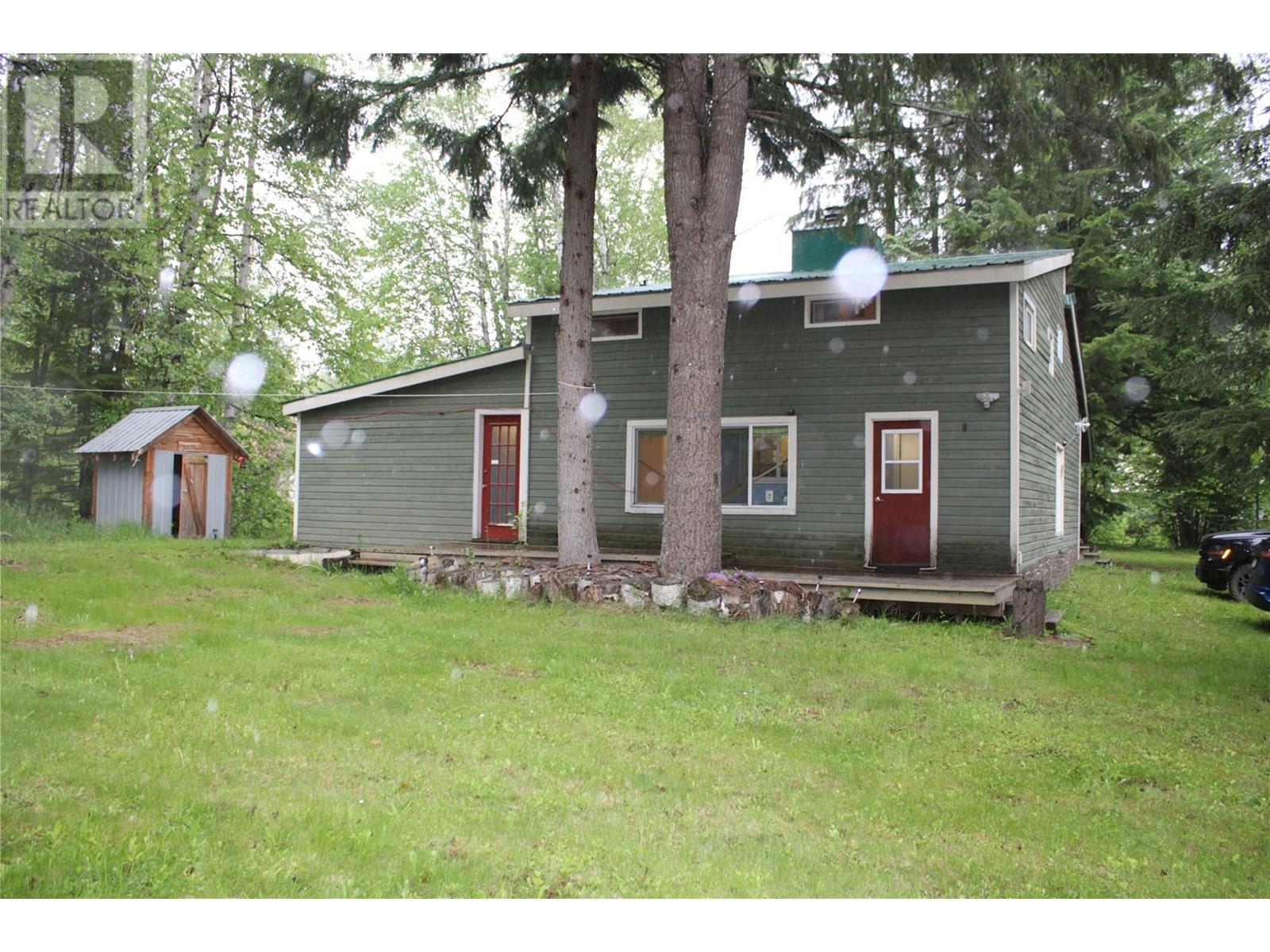 1281 Hoskins Road, Seymour Arm, British Columbia  V0E 2V2 - Photo 2 - 10351713