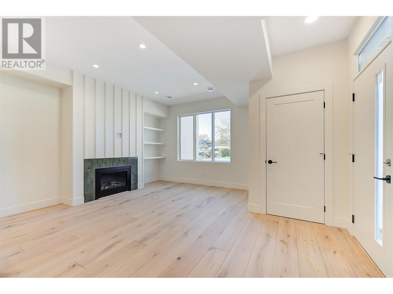 857 Kinnear Court, Kelowna, British Columbia  V1Y 8A9 - Photo 5 - 10351691