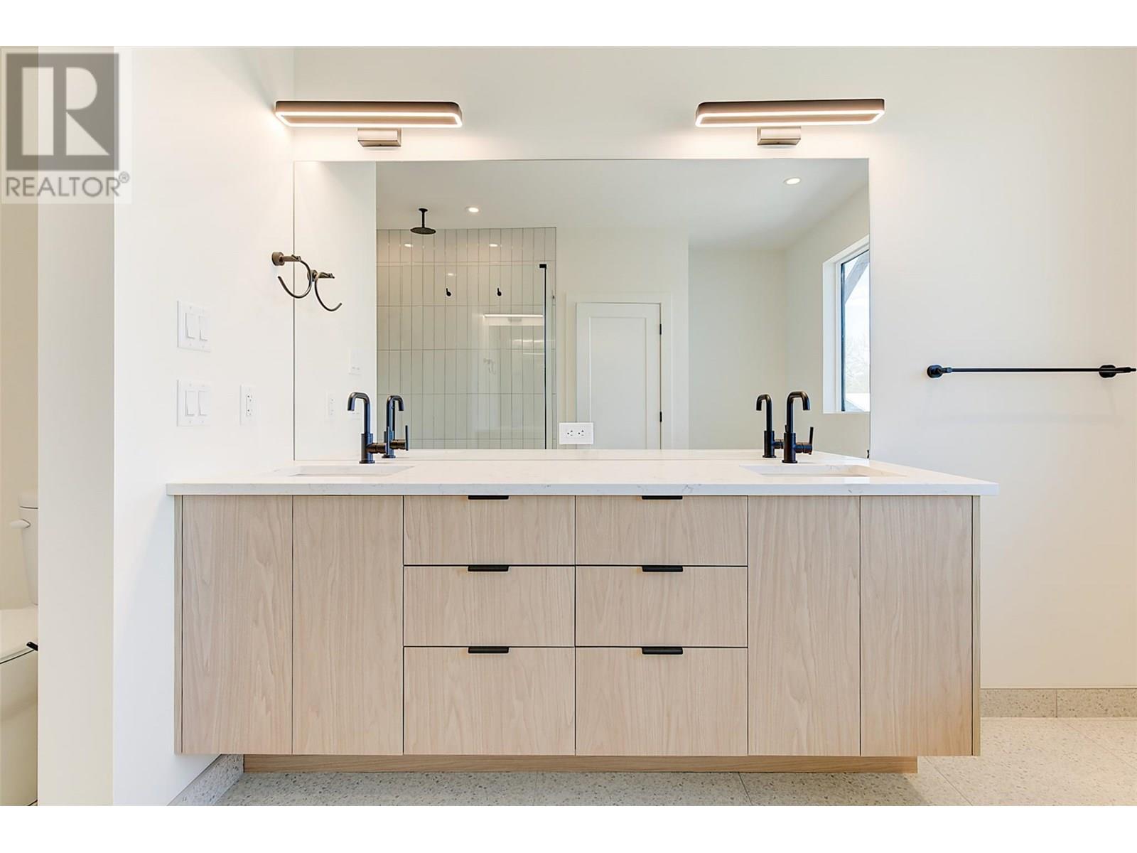 857 Kinnear Court, Kelowna, British Columbia  V1Y 8A9 - Photo 52 - 10351691