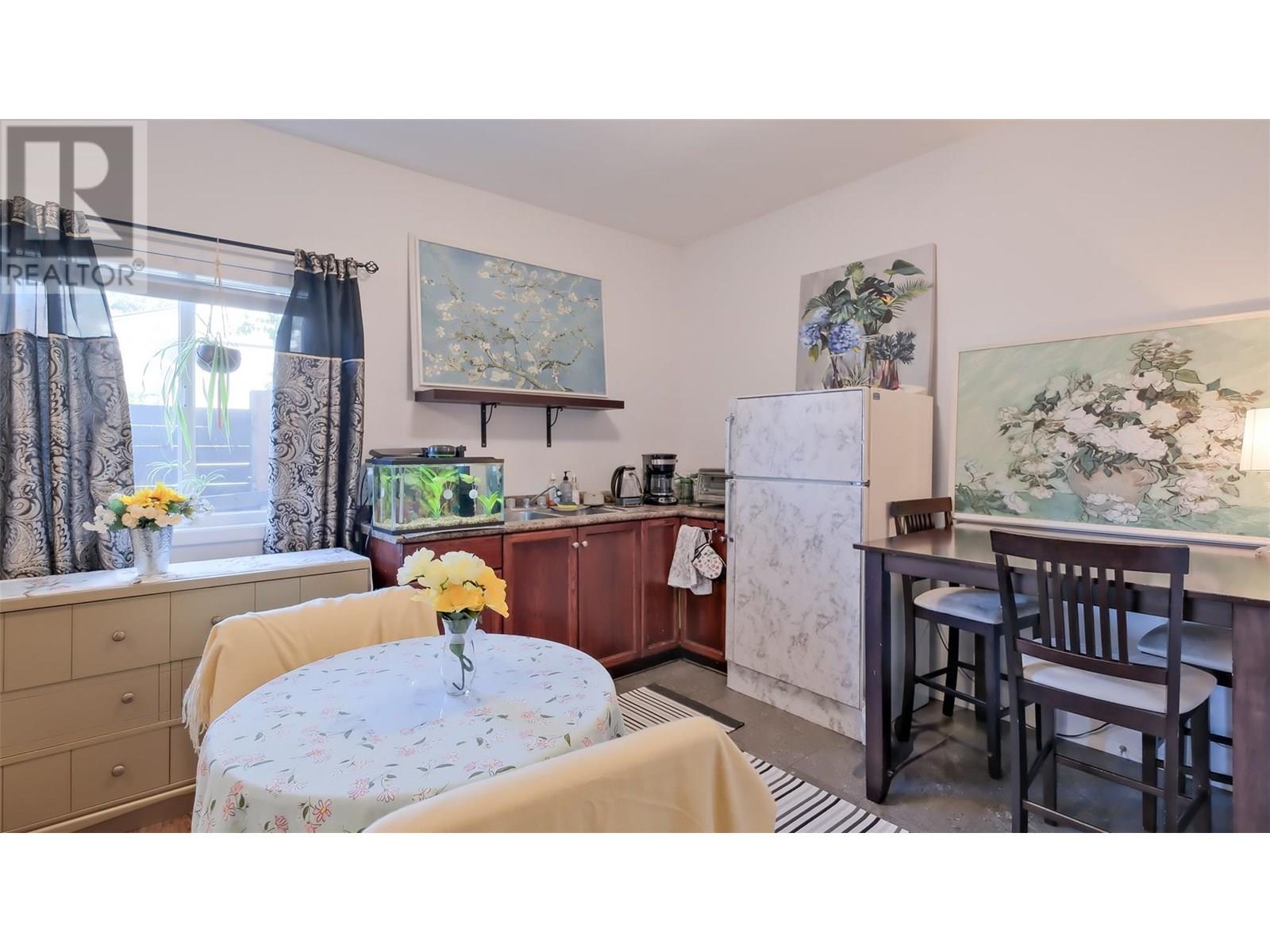 755 Birch Avenue, Kelowna, British Columbia  V1Y 5H3 - Photo 24 - 10351615