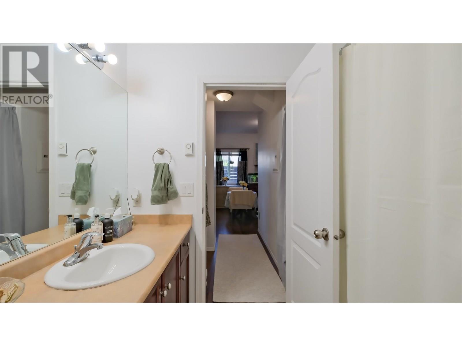 755 Birch Avenue, Kelowna, British Columbia  V1Y 5H3 - Photo 32 - 10351615