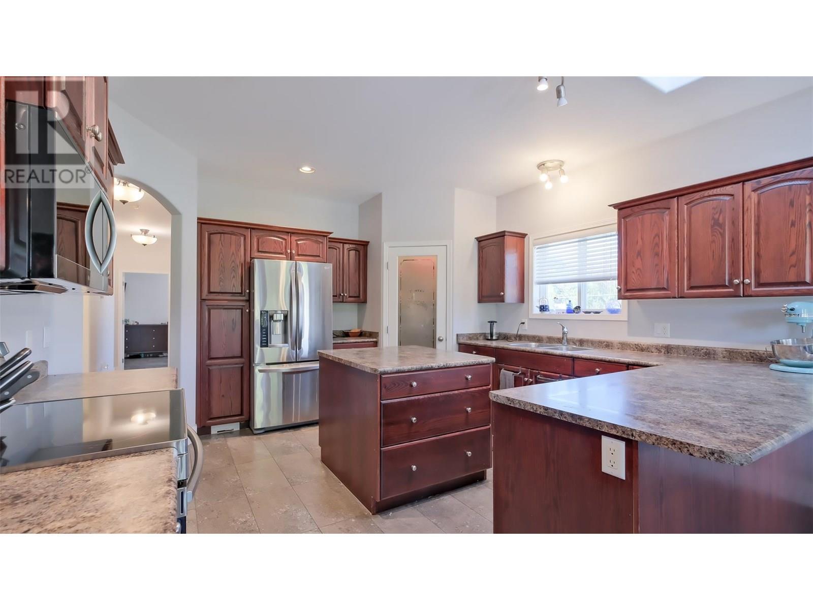 755 Birch Avenue, Kelowna, British Columbia  V1Y 5H3 - Photo 9 - 10351615