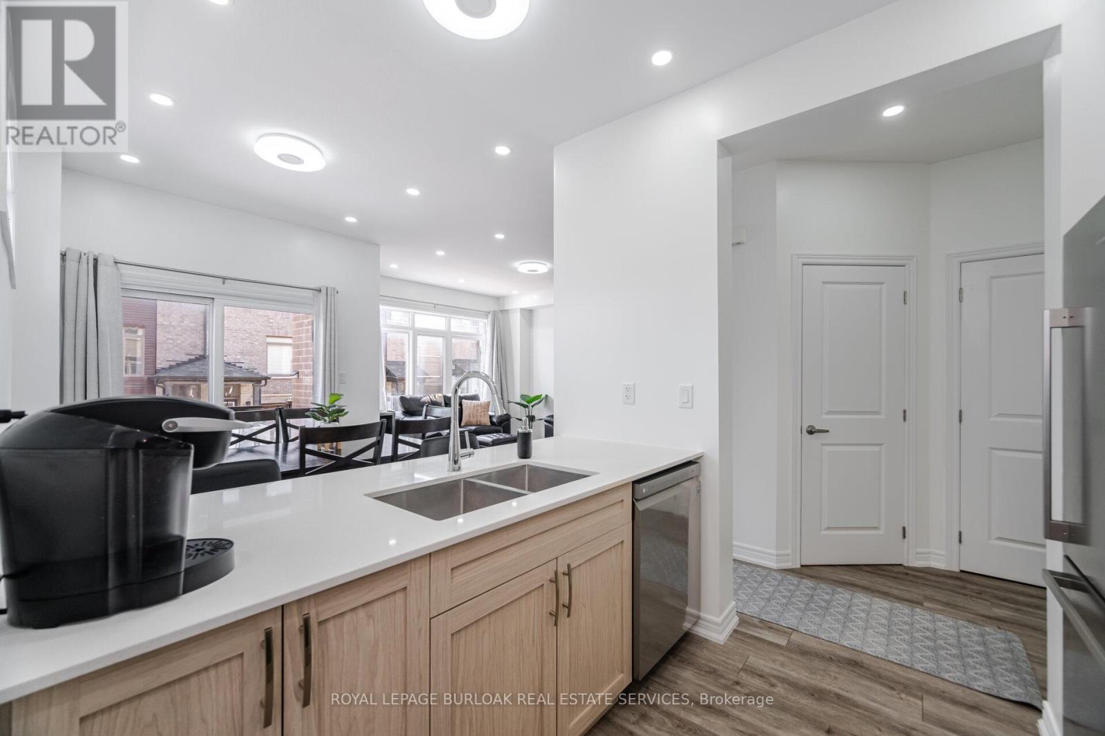 67 - 575 Woodward Avenue, Hamilton (Parkview), Ontario  L8H 6P2 - Photo 12 - X12212604