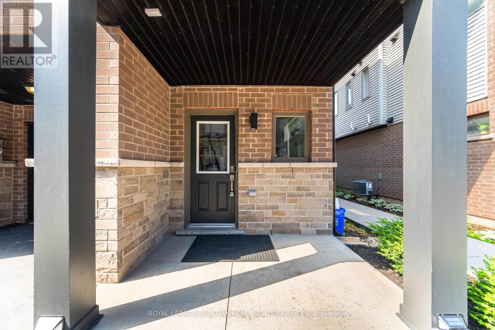 67 - 575 Woodward Avenue, Hamilton (Parkview), Ontario  L8H 6P2 - Photo 4 - X12212604