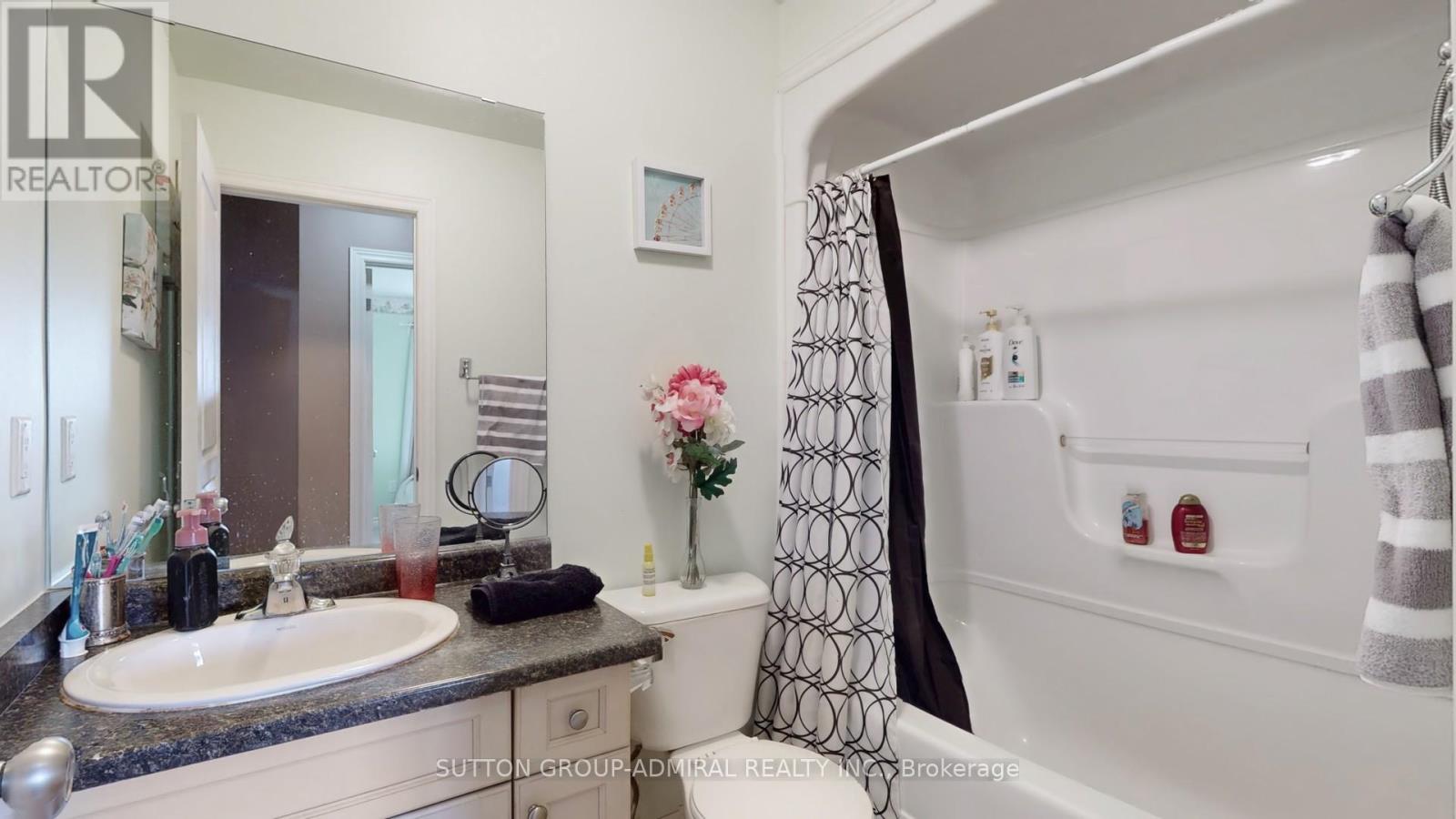 39 Draper Street, Brantford, Ontario  N3T 6R1 - Photo 15 - X12212627