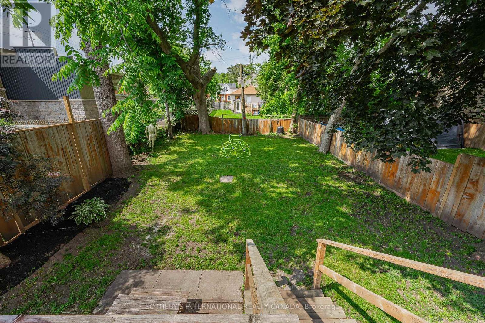 98 Marlborough Street, Brantford, Ontario  N3T 2S5 - Photo 44 - X12212645