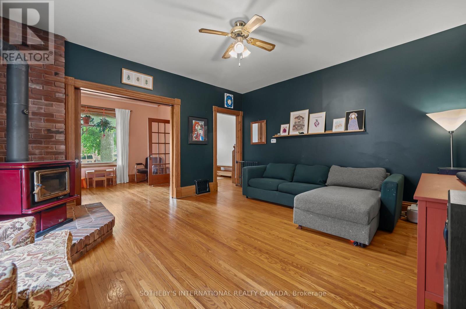 98 Marlborough Street, Brantford, Ontario  N3T 2S5 - Photo 7 - X12212645