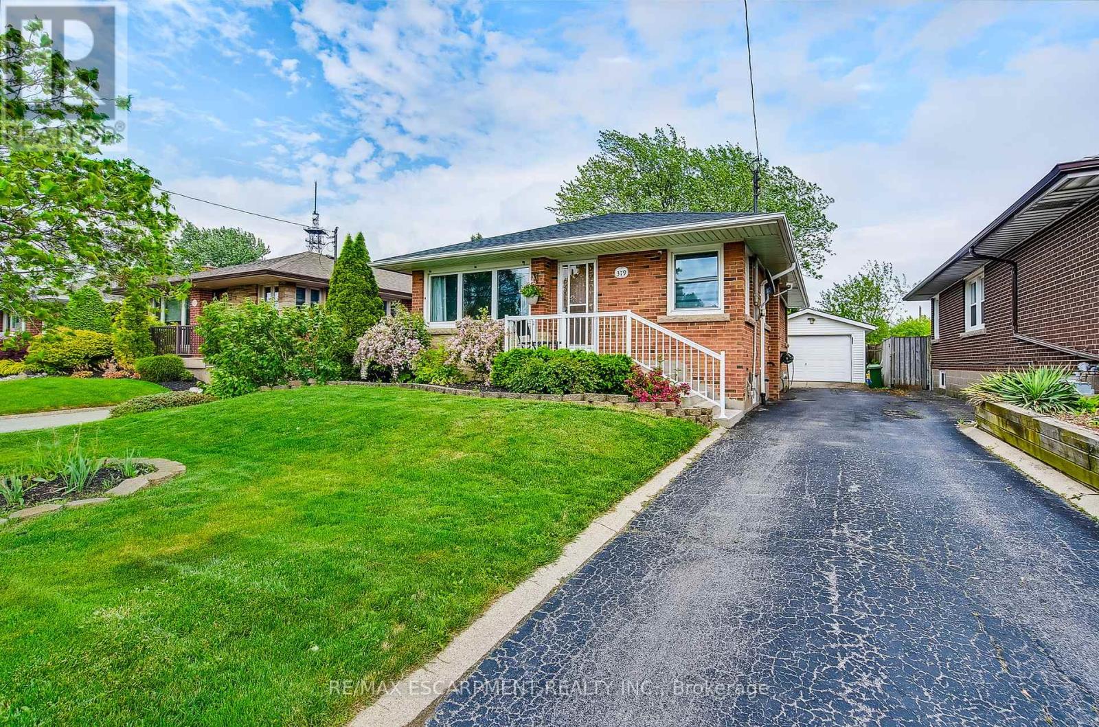 379 EAST 18TH STREET, Hamilton, Ontario