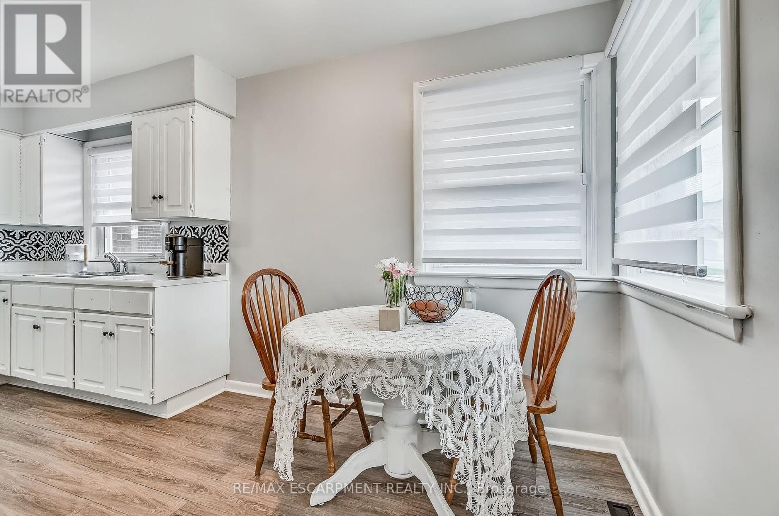 379 East 18th Street, Hamilton, Ontario  L9A 4P7 - Photo 21 - X12212668