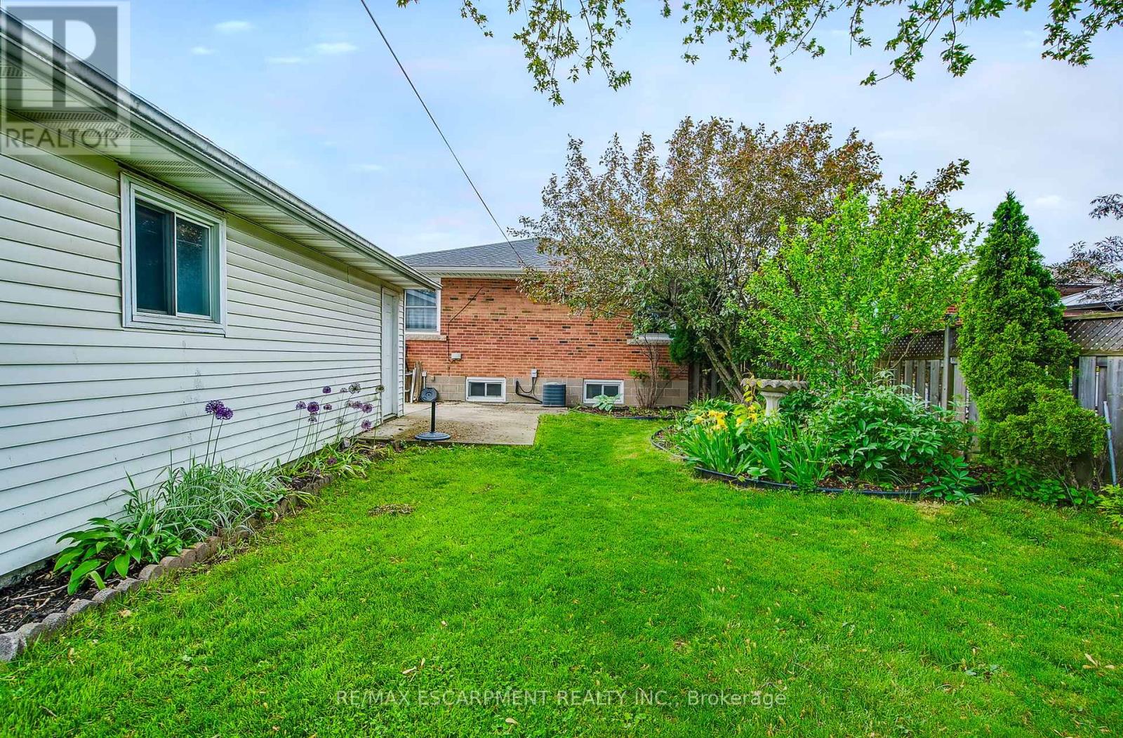 379 East 18th Street, Hamilton, Ontario  L9A 4P7 - Photo 48 - X12212668