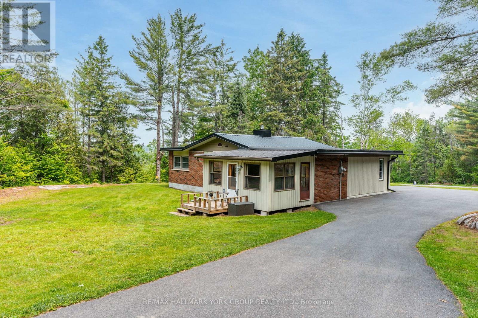 4001 County 121 Road, Kawartha Lakes (Kinmount), Ontario  K0M 2A0 - Photo 3 - X12212693
