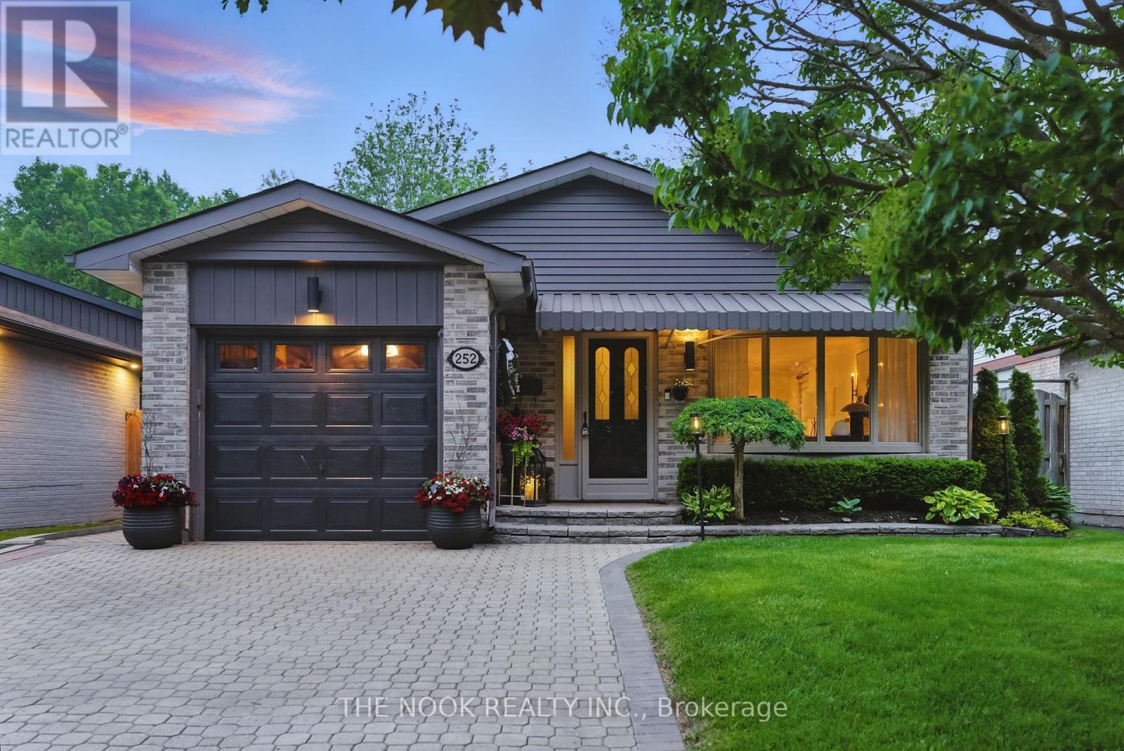 252 LIMERICK STREET, Oshawa, Ontario