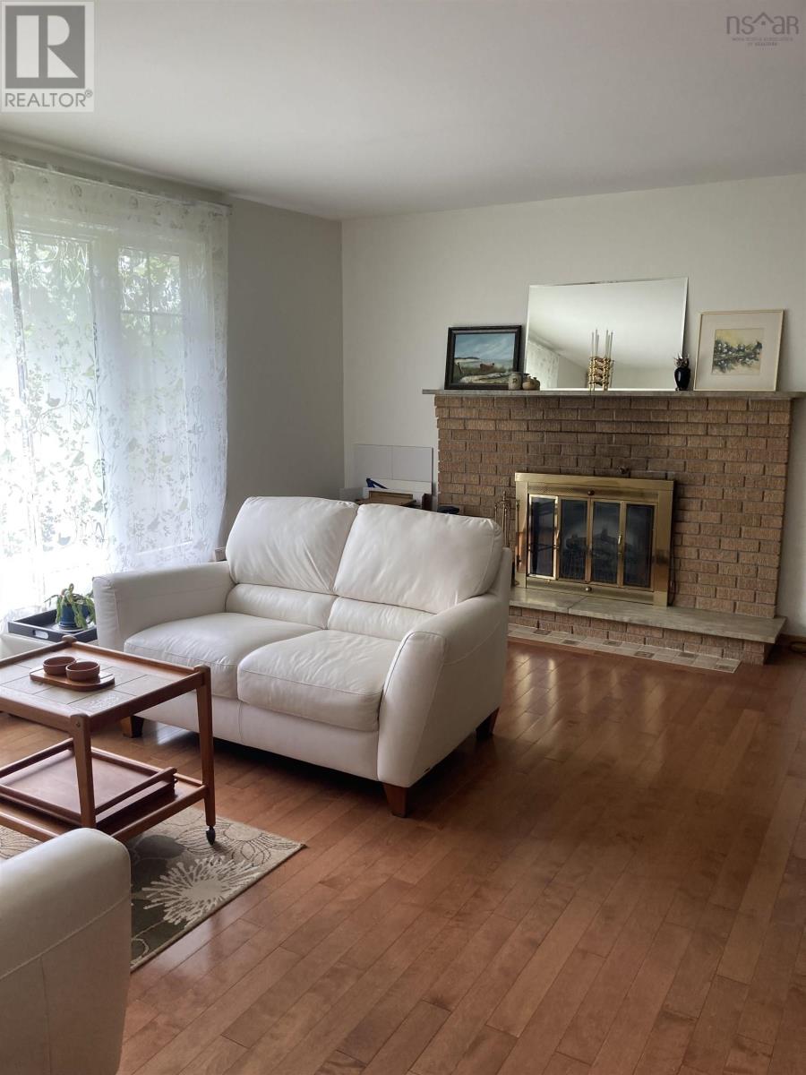 85 Pinetree Crescent, Hammonds Plains, Nova Scotia  B3Z 1K4 - Photo 2 - 202514137