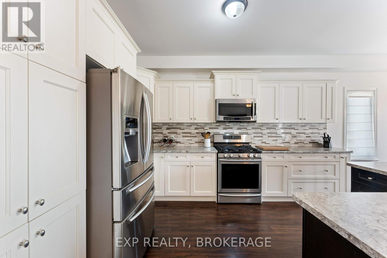 125 Saul Street, Loyalist (Odessa), Ontario  K0H 2H0 - Photo 8 - X12213019
