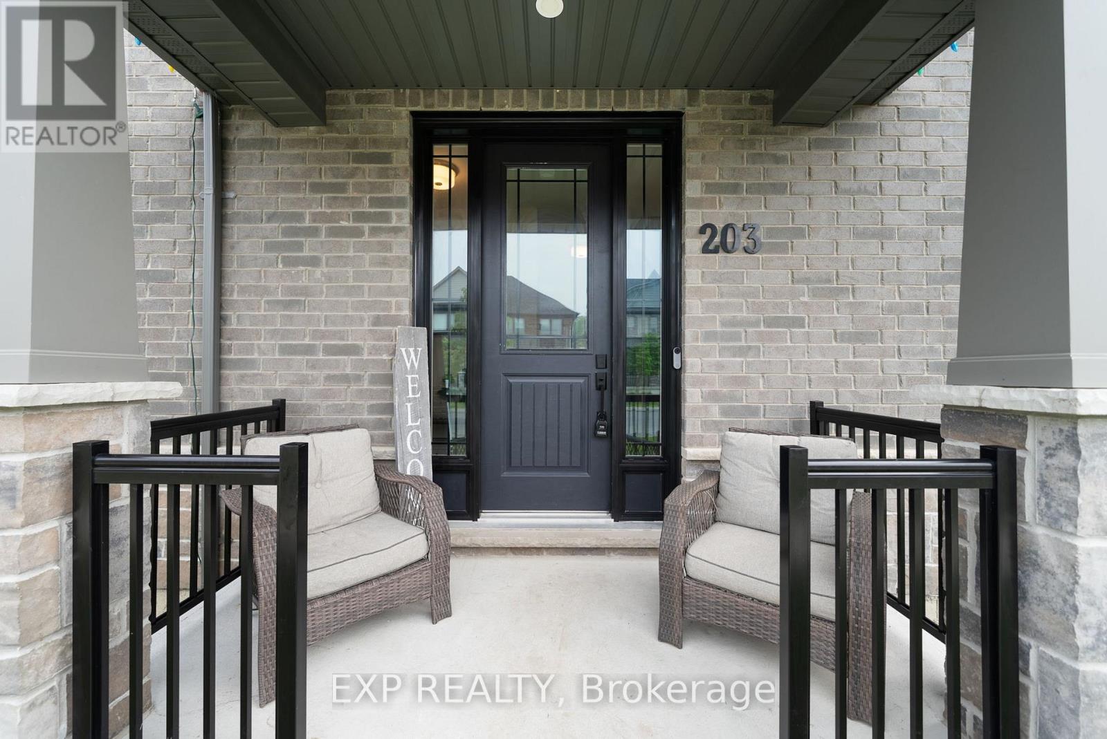 203 Strachan Street, Port Hope, Ontario  L1A 0E6 - Photo 5 - X12212971