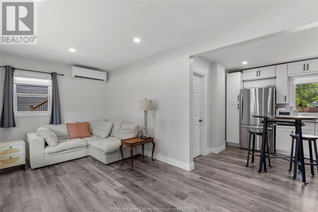 114 Nottingham, Harrow, Ontario  N0R 1G0 - Photo 5 - 25014782