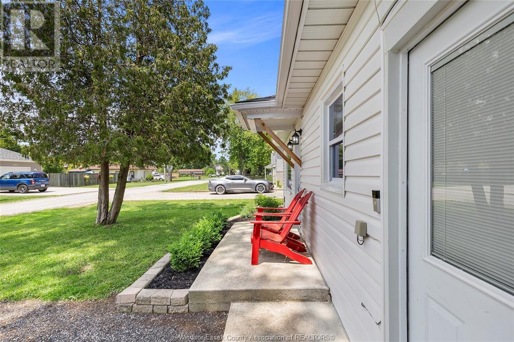 114 Nottingham, Harrow, Ontario  N0R 1G0 - Photo 3 - 25014782