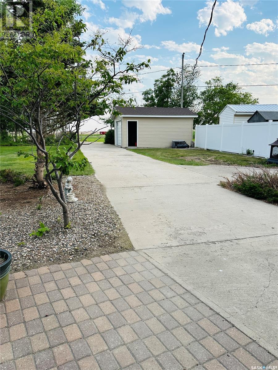 104 Sarnia Drive, Sarnia Rm No. 221, Saskatchewan  S0G 2H0 - Photo 2 - SK003075