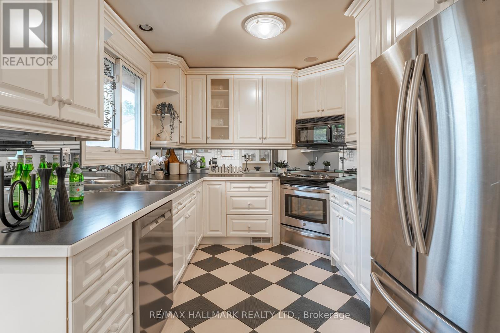 60 Bards Walkway, Toronto (Pleasant View), Ontario  M2J 4T9 - Photo 14 - C12212729