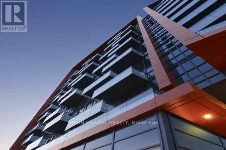 832 - 560 Front Street W, Toronto, Ontario  M5V 1C1 - Photo 1 - C12212763