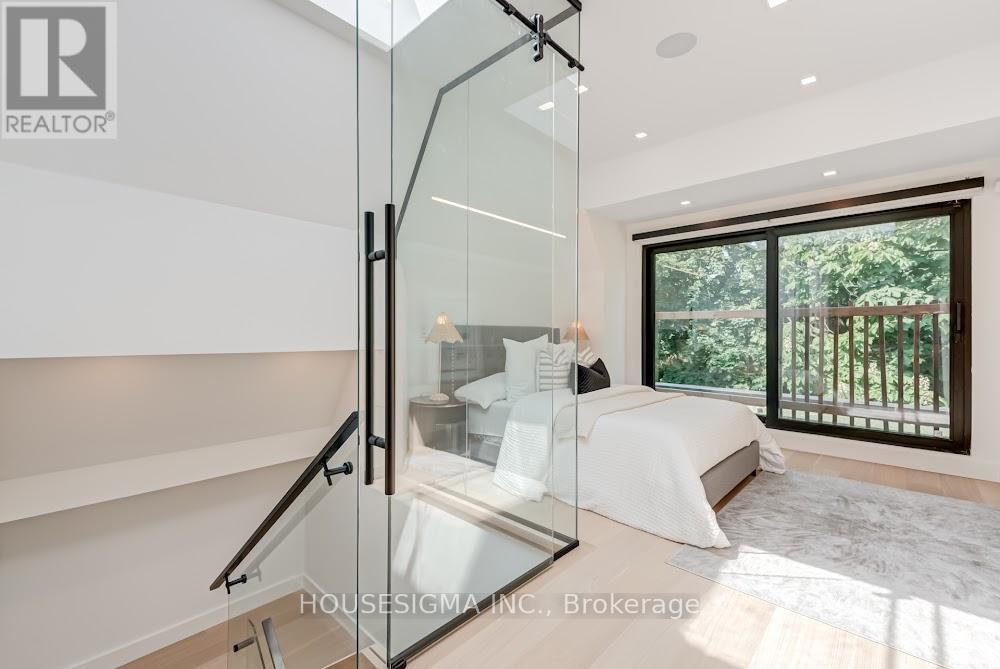 188 Duplex Avenue, Toronto (Yonge-Eglinton), Ontario  M5P 2A9 - Photo 35 - C12212765