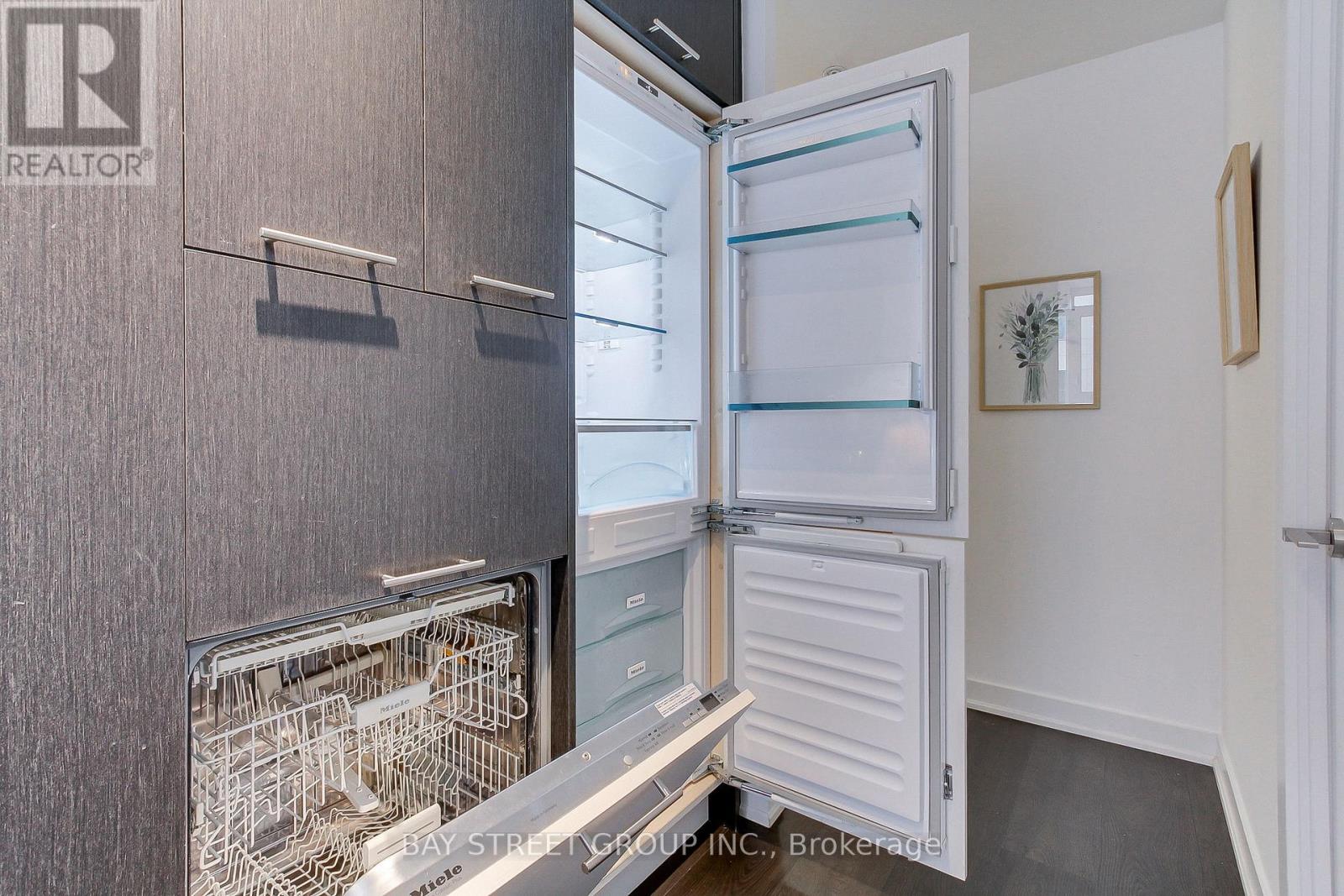 517 - 199 Richmond Street, Toronto (Waterfront Communities), Ontario  M5V 0H4 - Photo 16 - C12212769