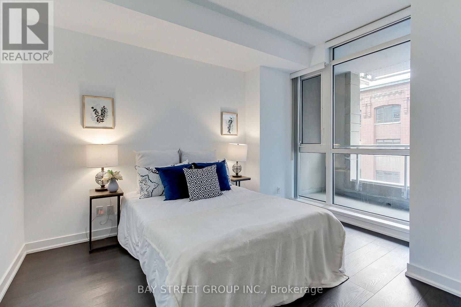 517 - 199 Richmond Street, Toronto (Waterfront Communities), Ontario  M5V 0H4 - Photo 20 - C12212769