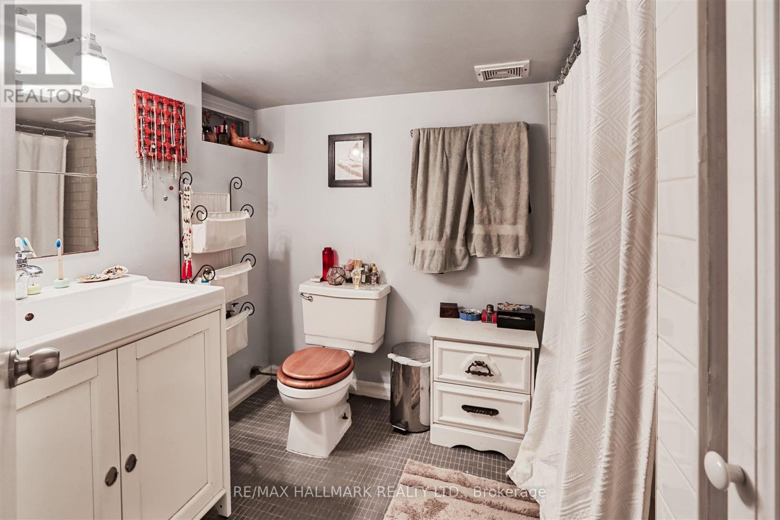 155 Major Street, Toronto (University), Ontario  M5S 2K9 - Photo 18 - C12212796