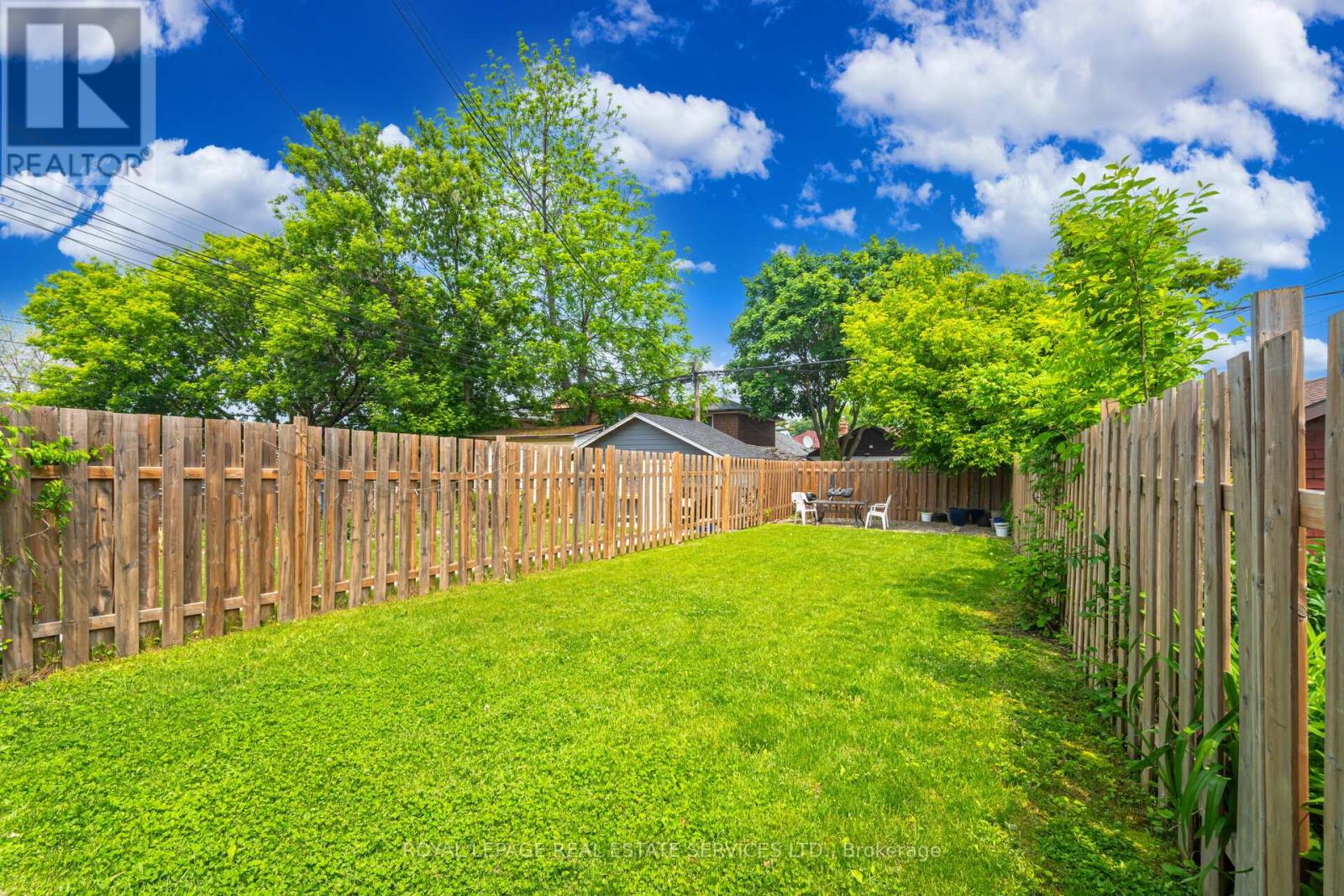 475 Winona Drive, Toronto (Oakwood Village), Ontario  M6C 3V2 - Photo 3 - C12212843