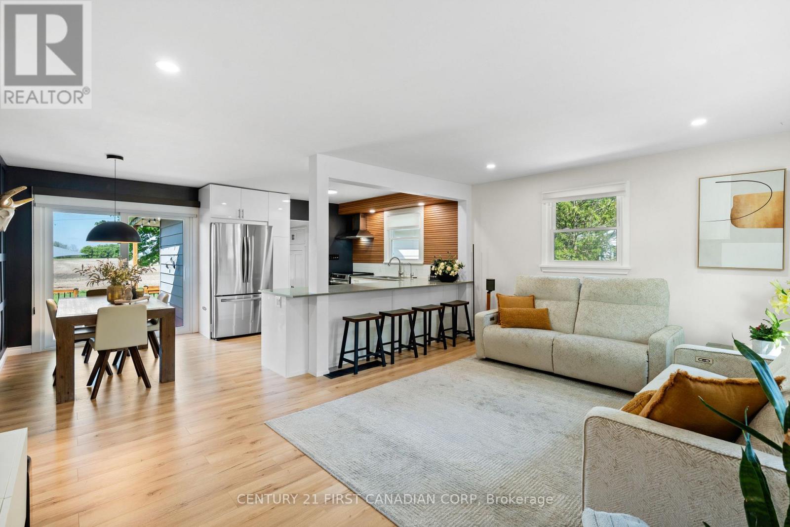 22971 Highbury Avenue N, Middlesex Centre (Bryanston), Ontario  N0M 2A0 - Photo 14 - X12212986