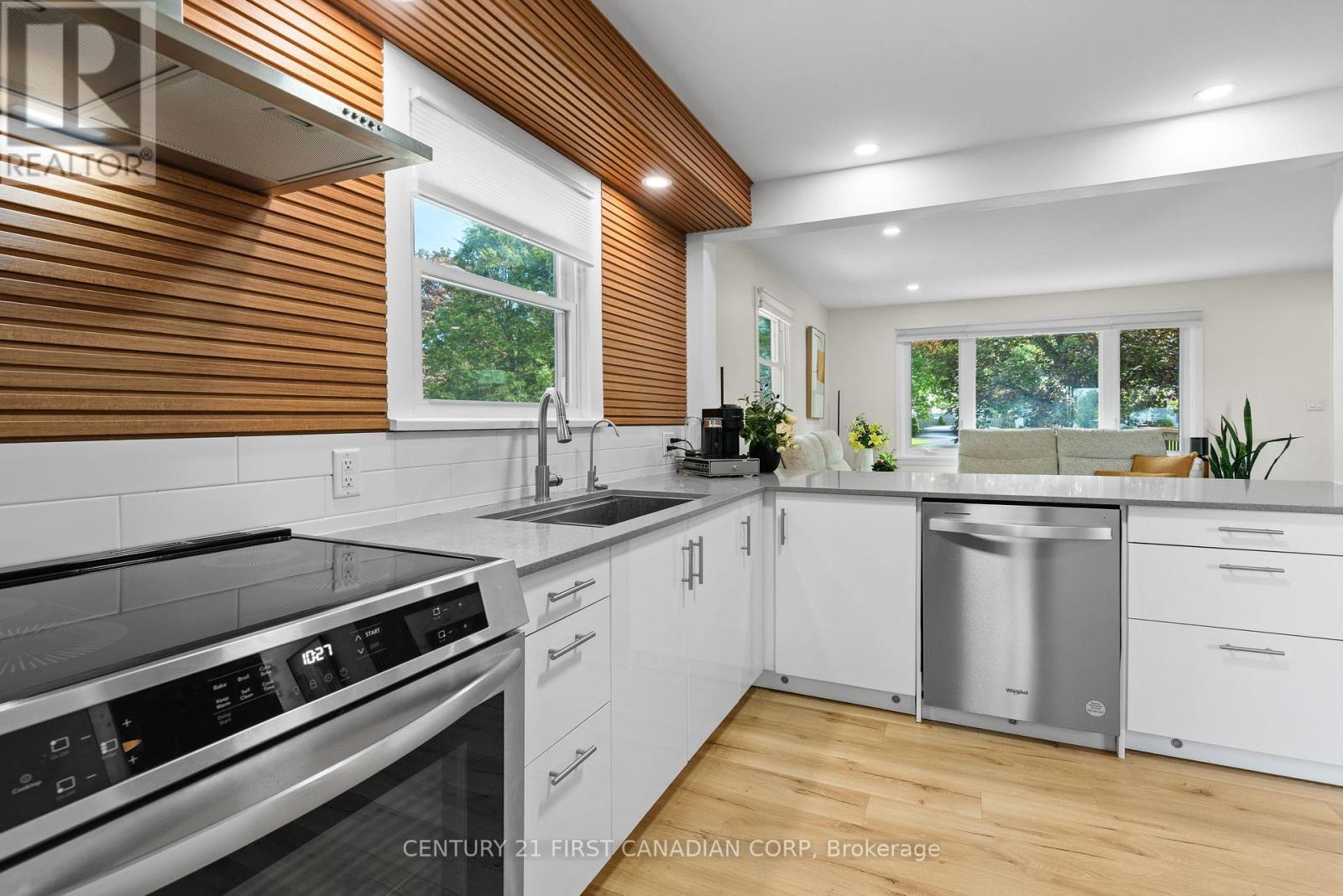 22971 Highbury Avenue N, Middlesex Centre (Bryanston), Ontario  N0M 2A0 - Photo 17 - X12212986