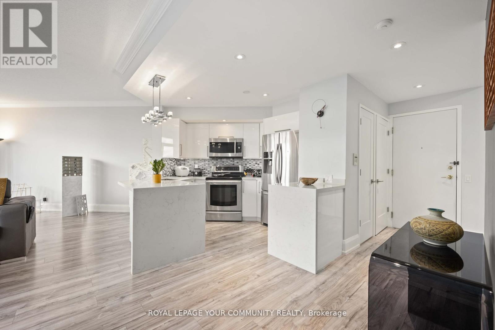 2213 - 5 Northtown Way, Toronto (Willowdale East), Ontario  M2N 7A1 - Photo 15 - C12212912