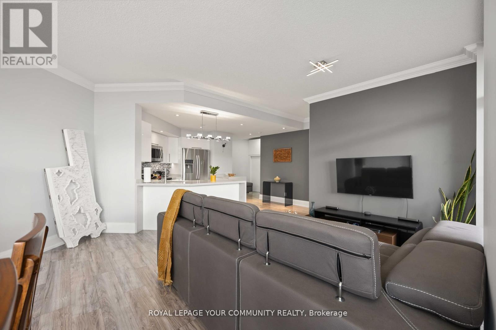 2213 - 5 Northtown Way, Toronto (Willowdale East), Ontario  M2N 7A1 - Photo 6 - C12212912