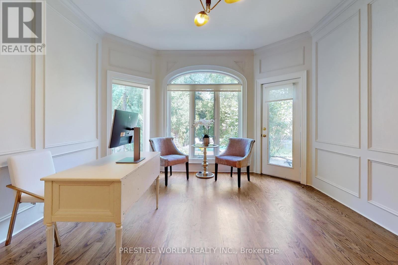 37 Rollscourt Drive, Toronto (St. Andrew-Windfields), Ontario  M2L 1X6 - Photo 19 - C12212920