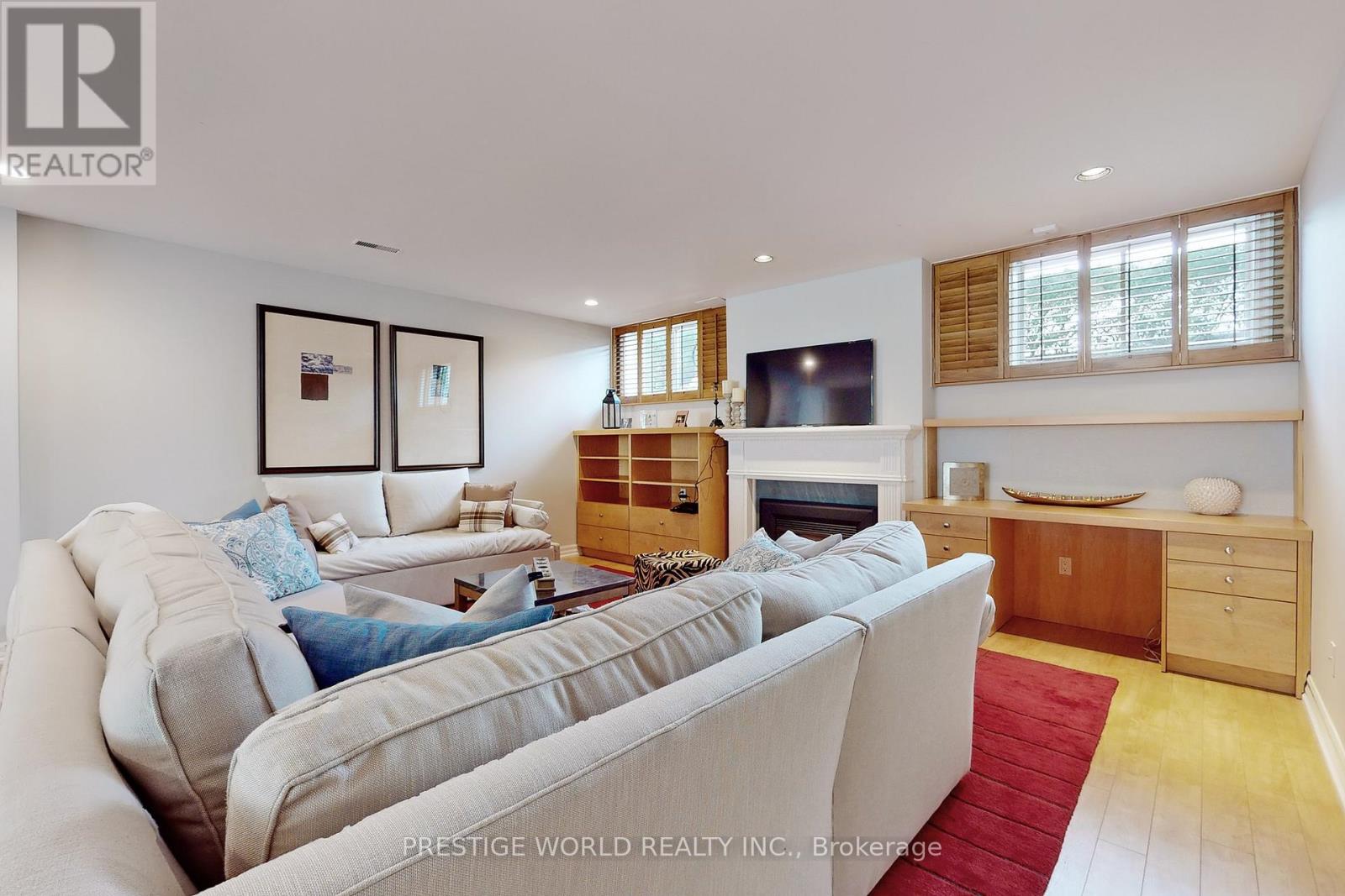 37 Rollscourt Drive, Toronto (St. Andrew-Windfields), Ontario  M2L 1X6 - Photo 37 - C12212920
