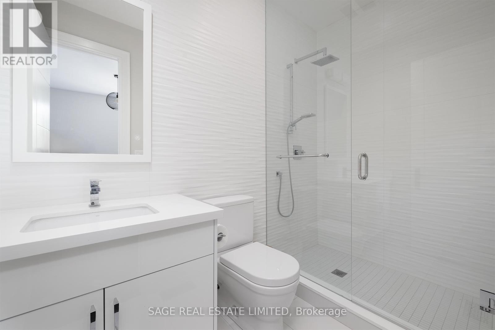 40 Hoyle Avenue, Toronto, Ontario  M4S 2X6 - Photo 34 - C12212922