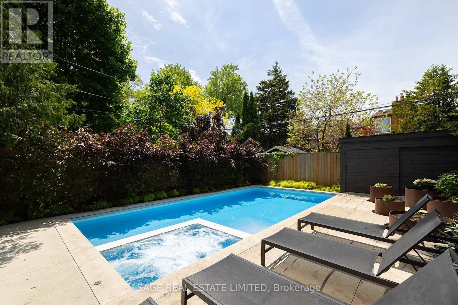 40 Hoyle Avenue, Toronto, Ontario  M4S 2X6 - Photo 45 - C12212922
