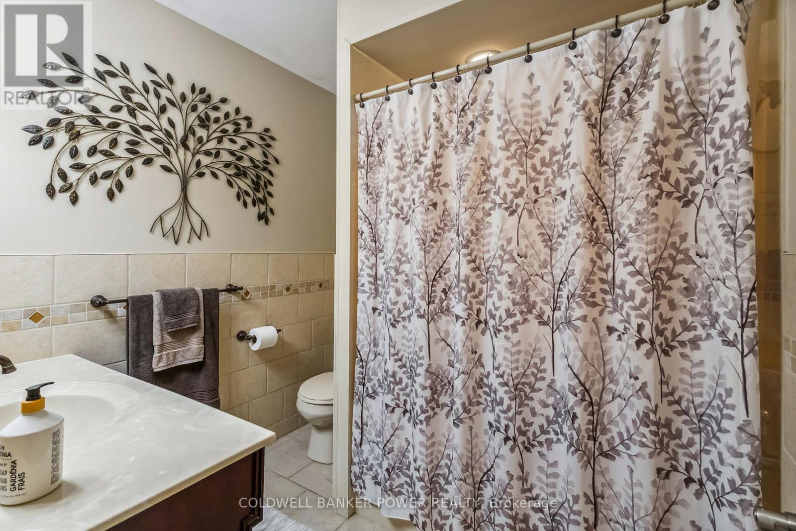96 Cayuga Crescent, London East (East D), Ontario  N5V 2W5 - Photo 21 - X12213026