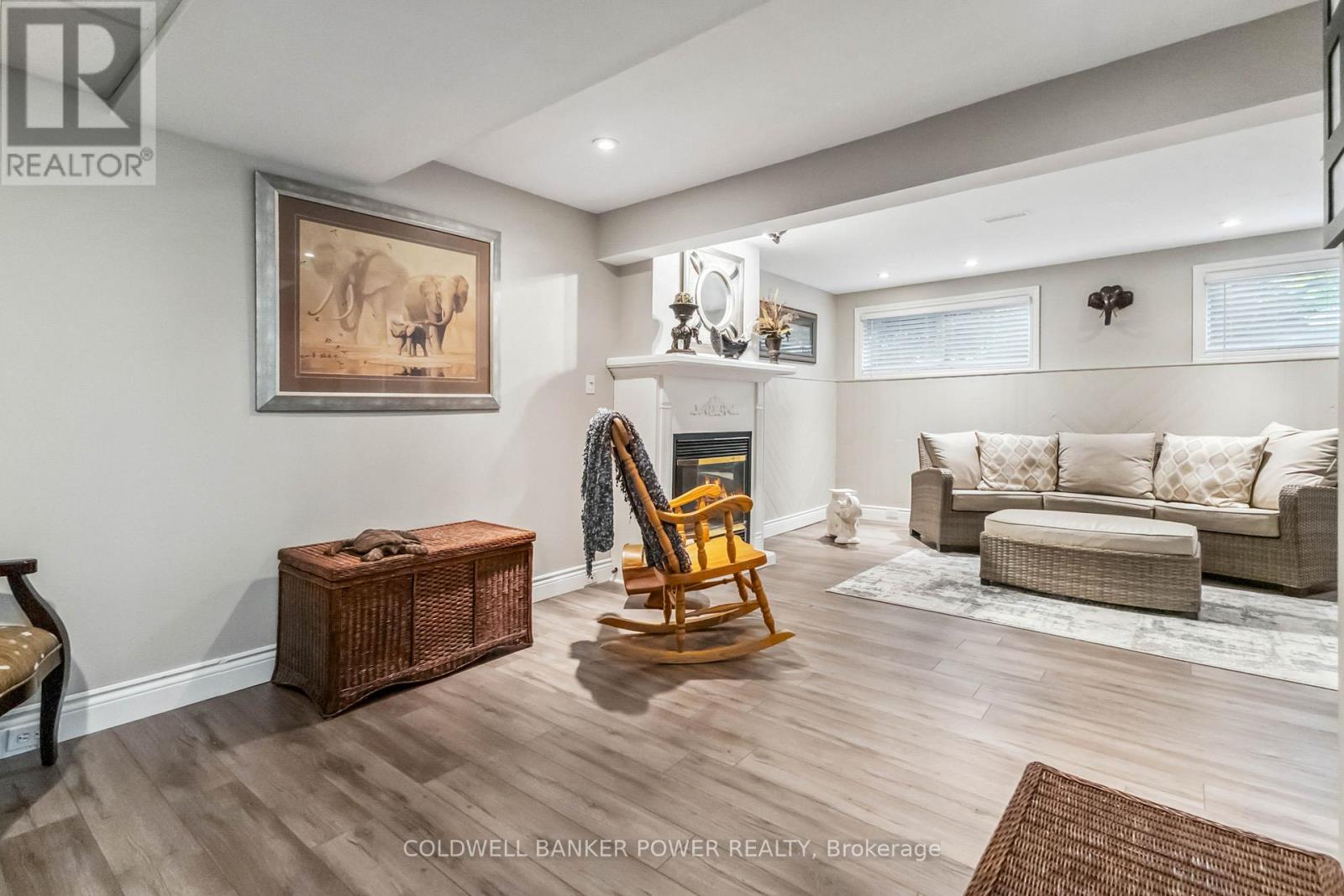 96 Cayuga Crescent, London East (East D), Ontario  N5V 2W5 - Photo 24 - X12213026
