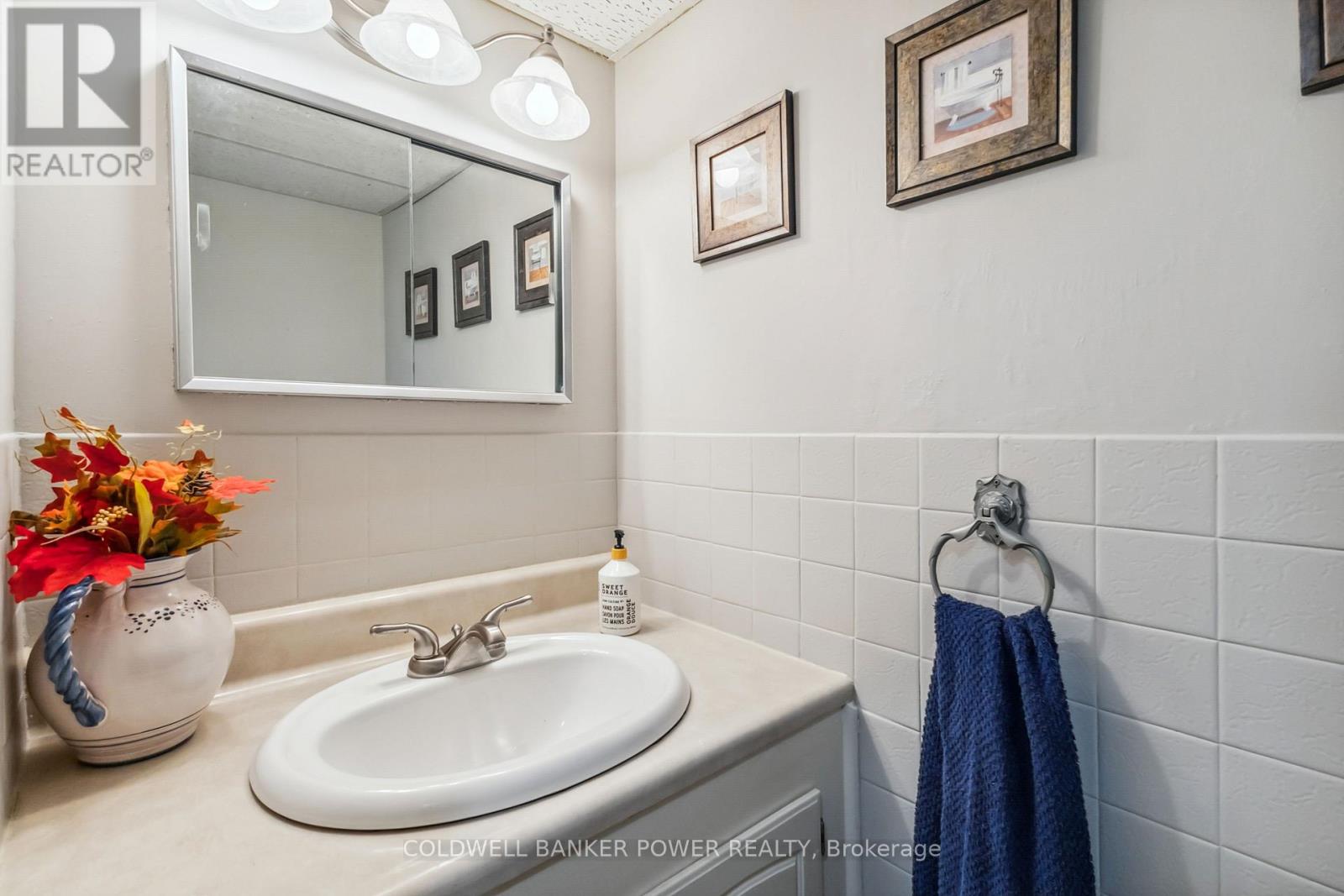 96 Cayuga Crescent, London East (East D), Ontario  N5V 2W5 - Photo 28 - X12213026