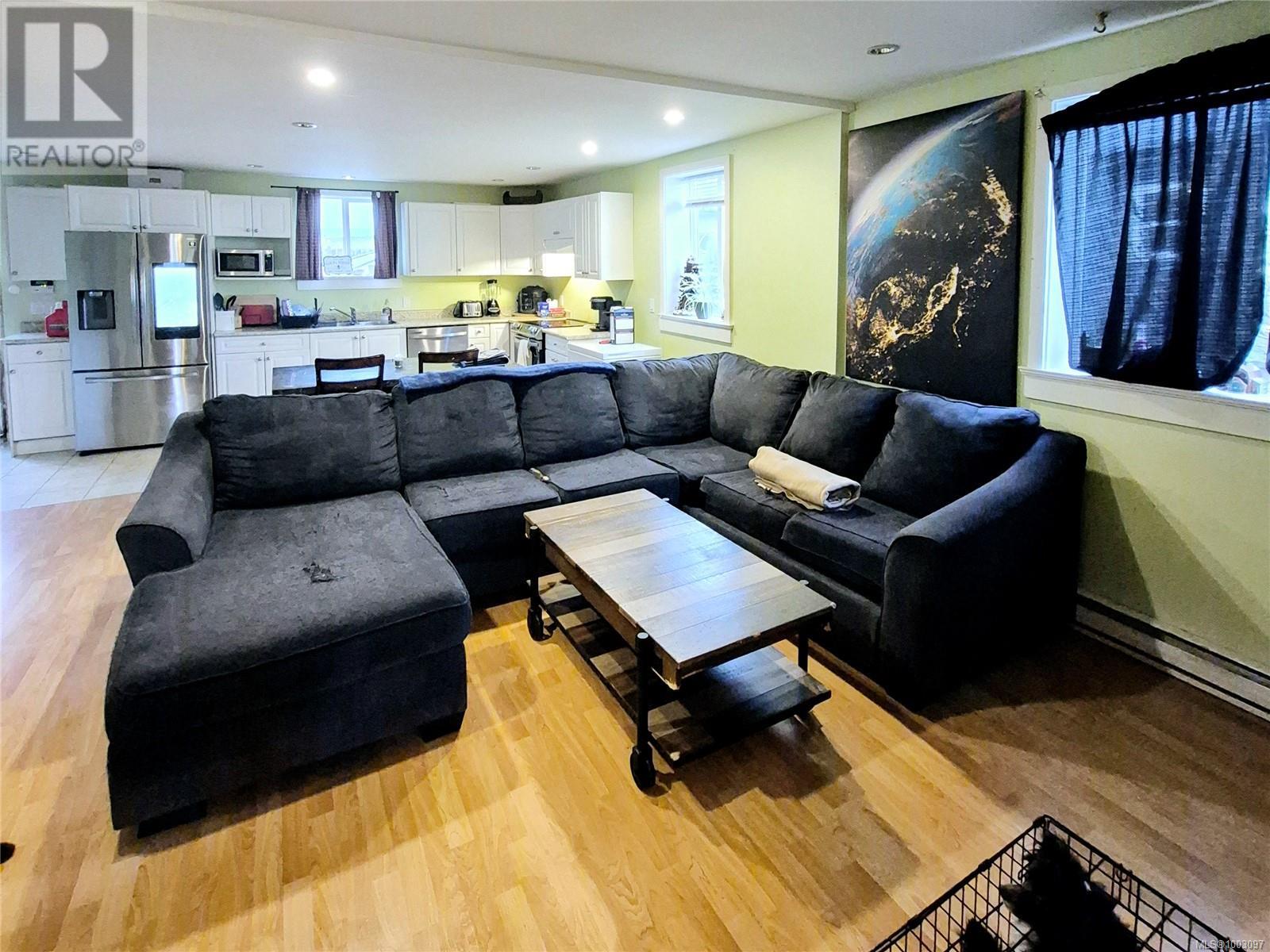 610 Nicol St, Nanaimo, British Columbia  V9R 4T9 - Photo 4 - 1003097