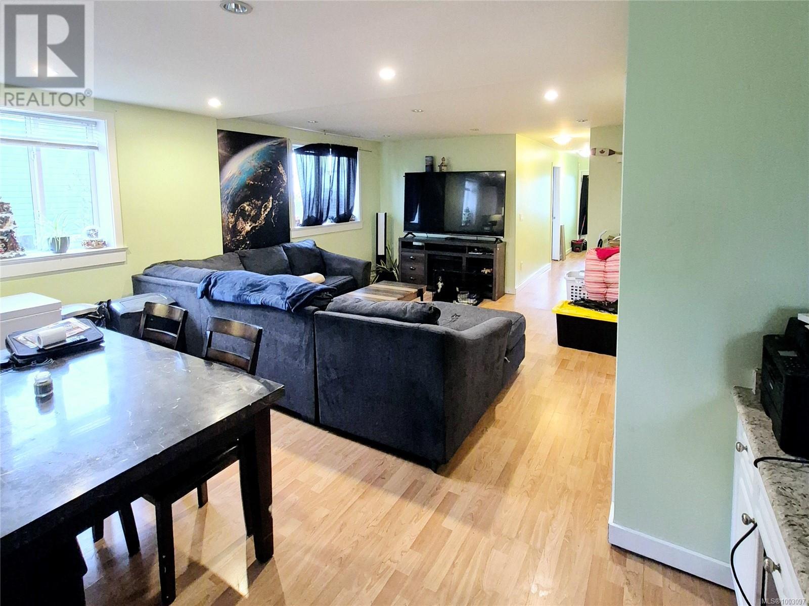 610 Nicol St, Nanaimo, British Columbia  V9R 4T9 - Photo 6 - 1003097