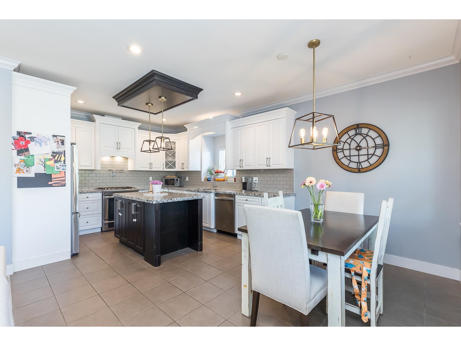 2711 Carriage Court, Abbotsford, British Columbia  V4X 0A3 - Photo 4 - R3014150
