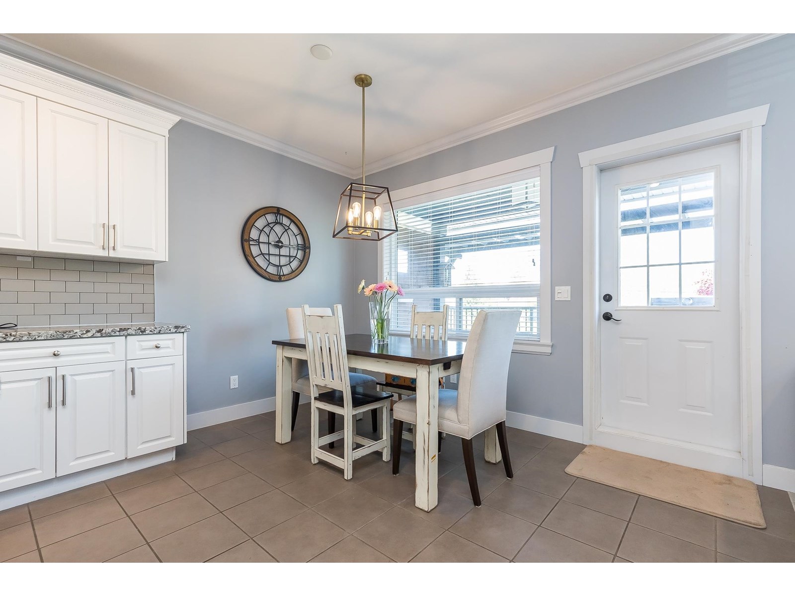 2711 Carriage Court, Abbotsford, British Columbia  V4X 0A3 - Photo 8 - R3014150