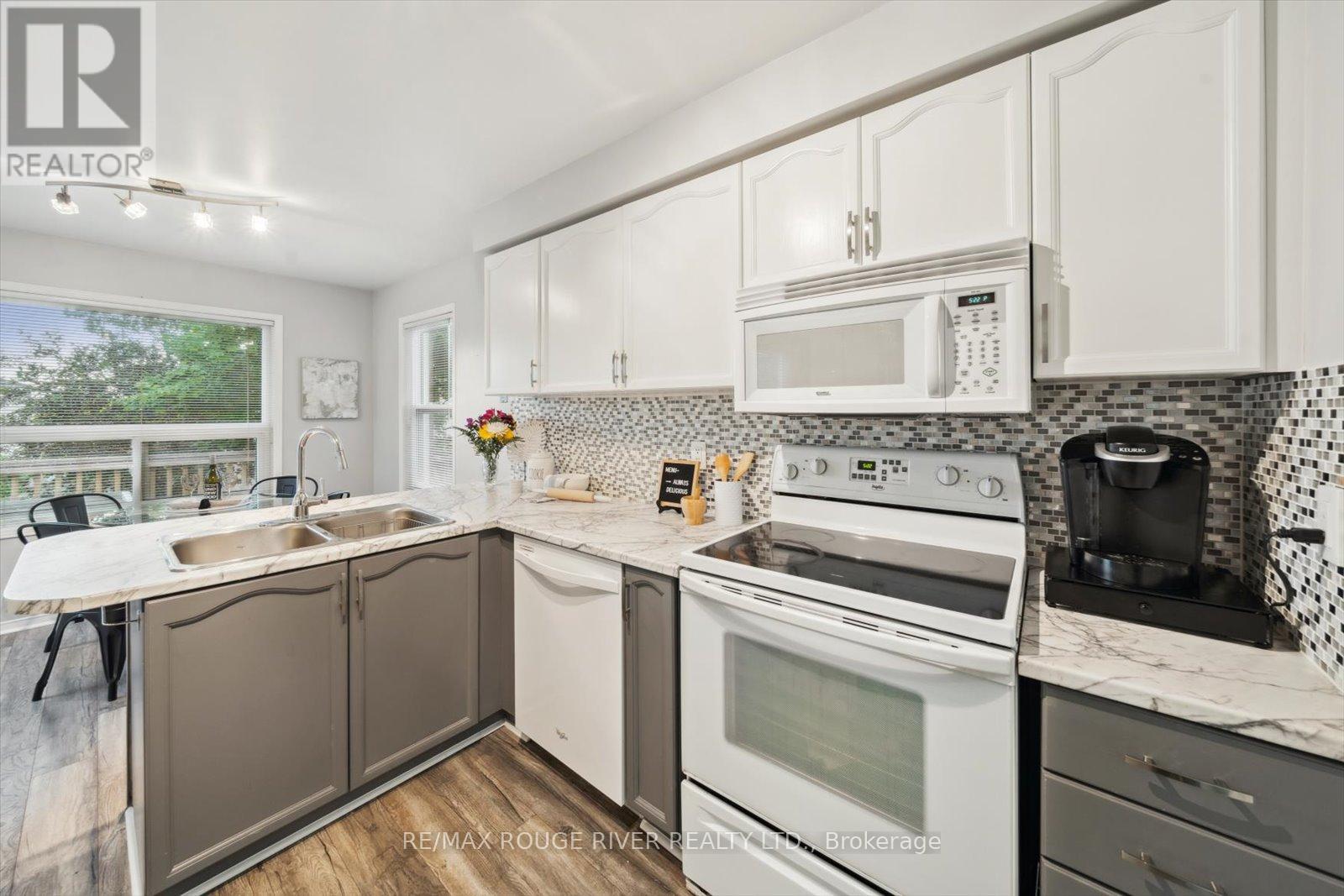 60 Bonnycastle Drive, Clarington (Bowmanville), Ontario  L1C 4S8 - Photo 17 - E12212716