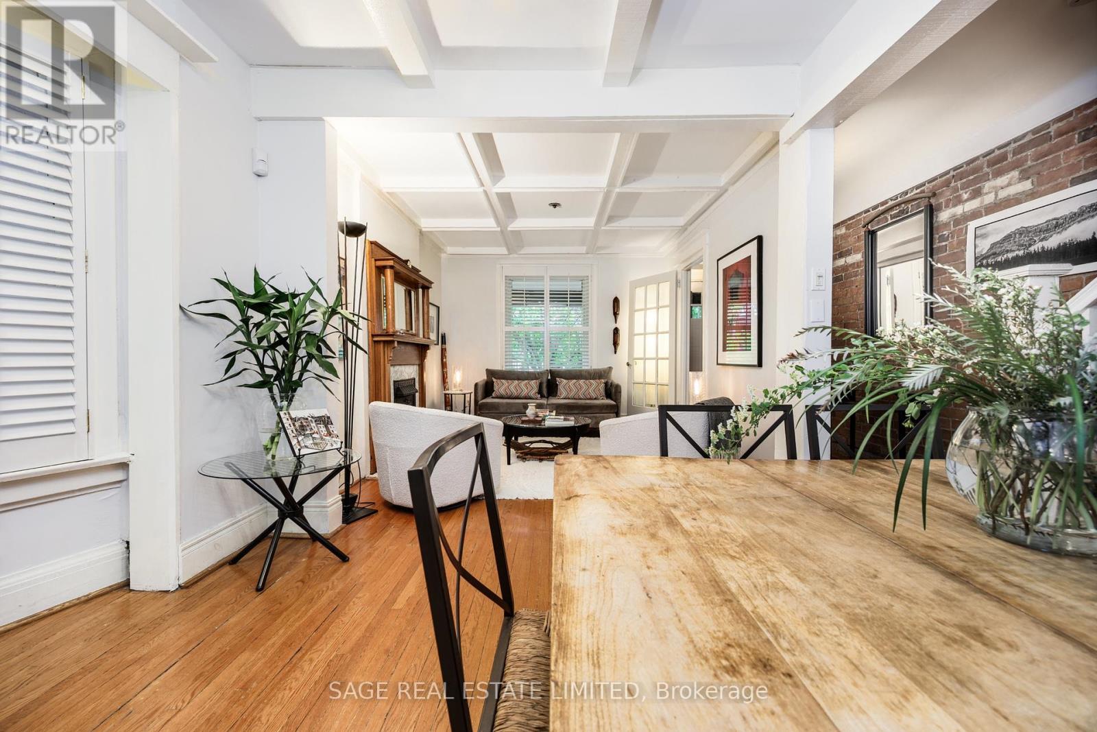 4 Strathcona Avenue, Toronto (North Riverdale), Ontario  M4K 1K7 - Photo 8 - E12212718