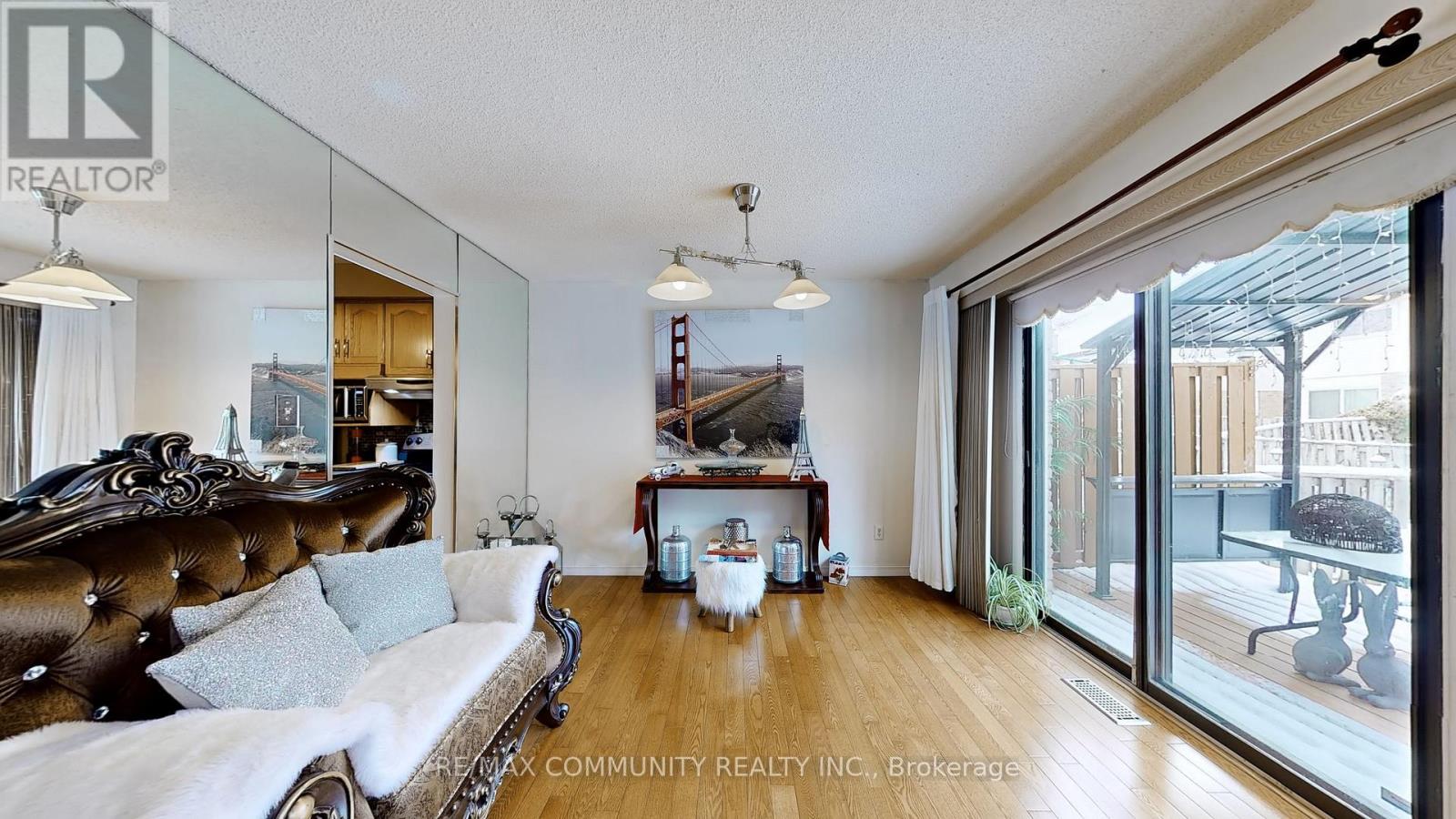 27 Granada Crescent, Toronto (Rouge), Ontario  M1B 2H6 - Photo 7 - E12212720